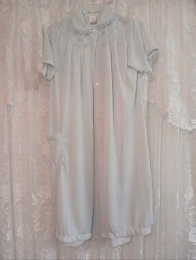 Vintage Philmaid women's robe and gown set, light blue, size SMALL